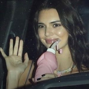 Meet your Posher, Faith